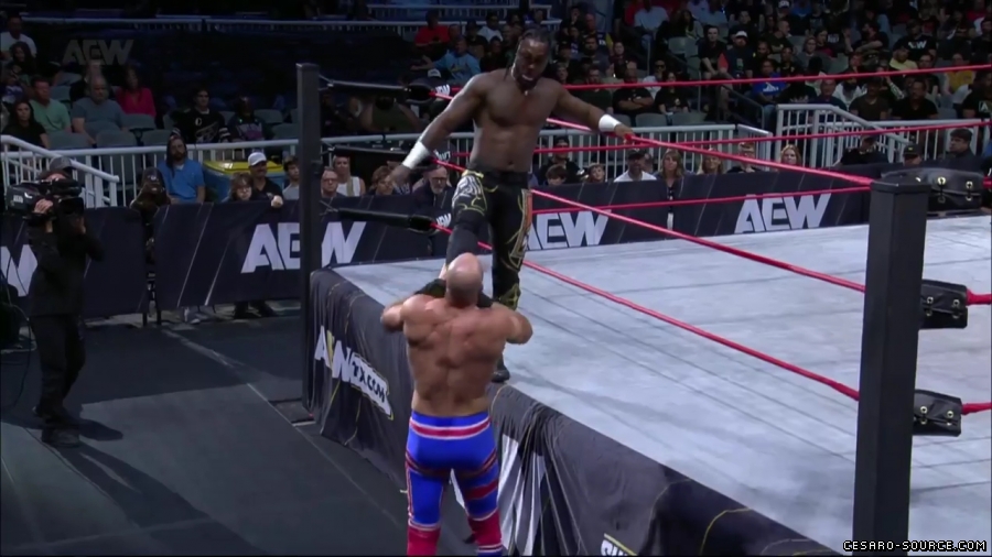 Claudio_Collision_mp42477~0.jpg