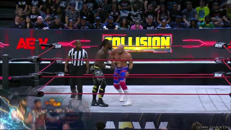 Claudio_Collision_mp42585~0.jpg