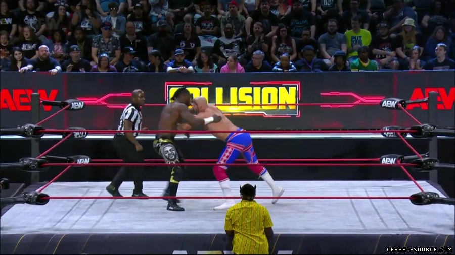 Claudio_Collision_mp42625~0.jpg