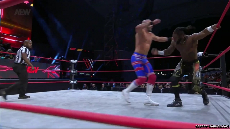 Claudio_Collision_mp42679~0.jpg