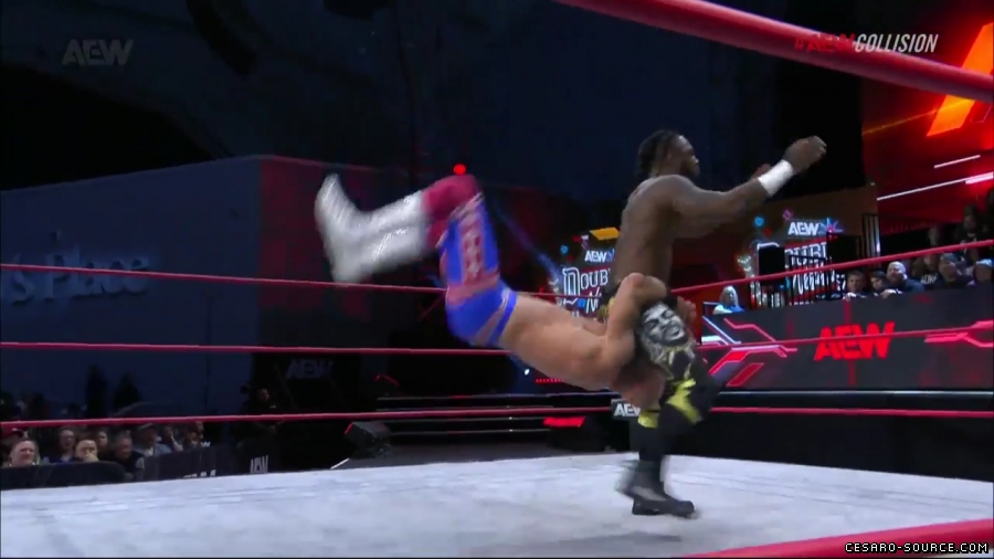 Claudio_Collision_mp42793~0.jpg