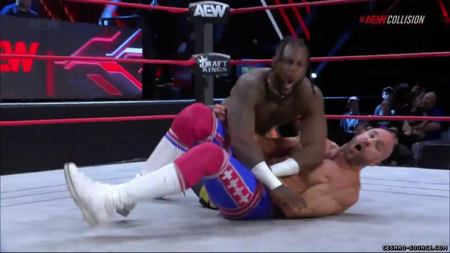 Claudio_Collision_mp42880~0.jpg