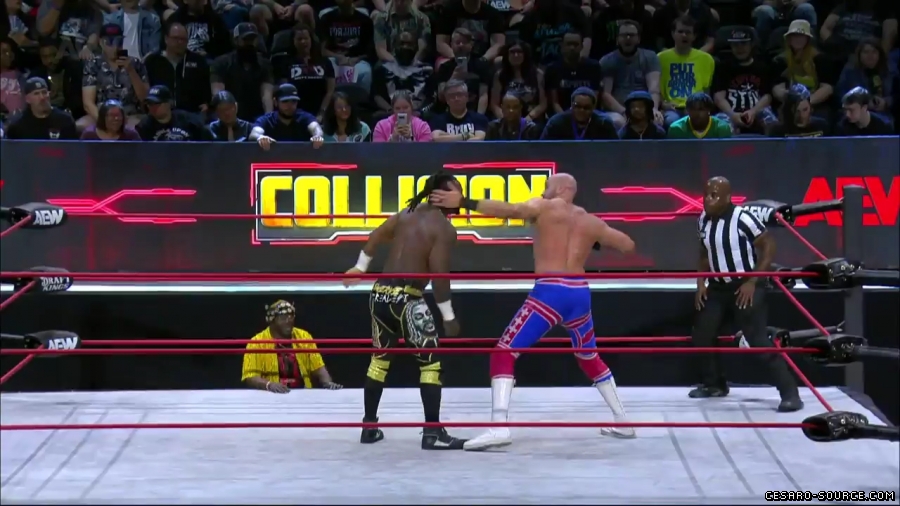 Claudio_Collision_mp42956.jpg