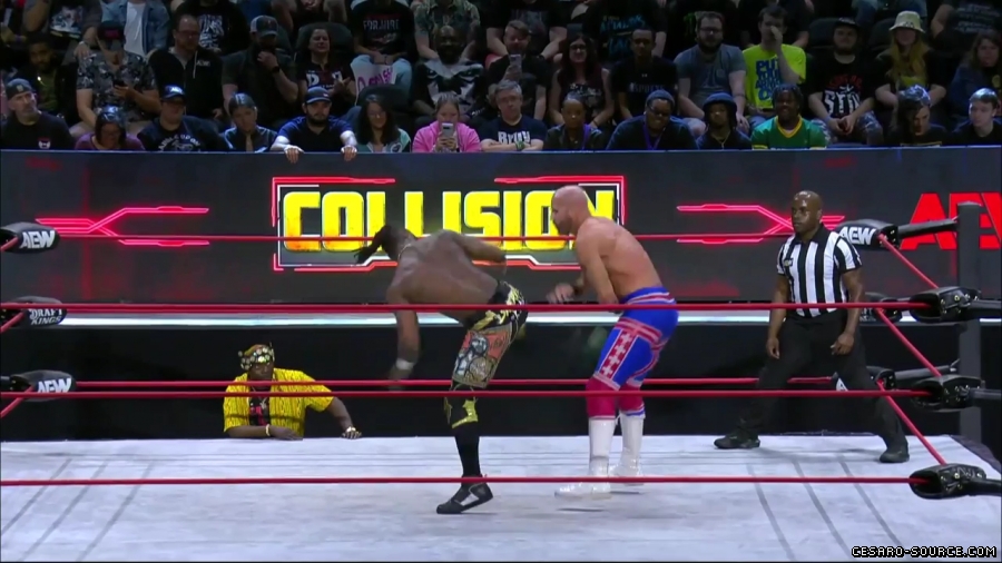 Claudio_Collision_mp42962~0.jpg