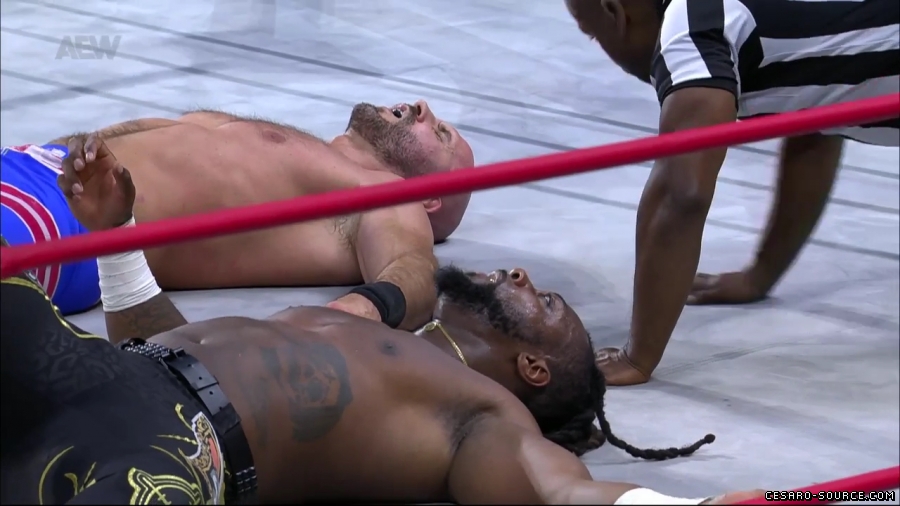 Claudio_Collision_mp42982~0.jpg