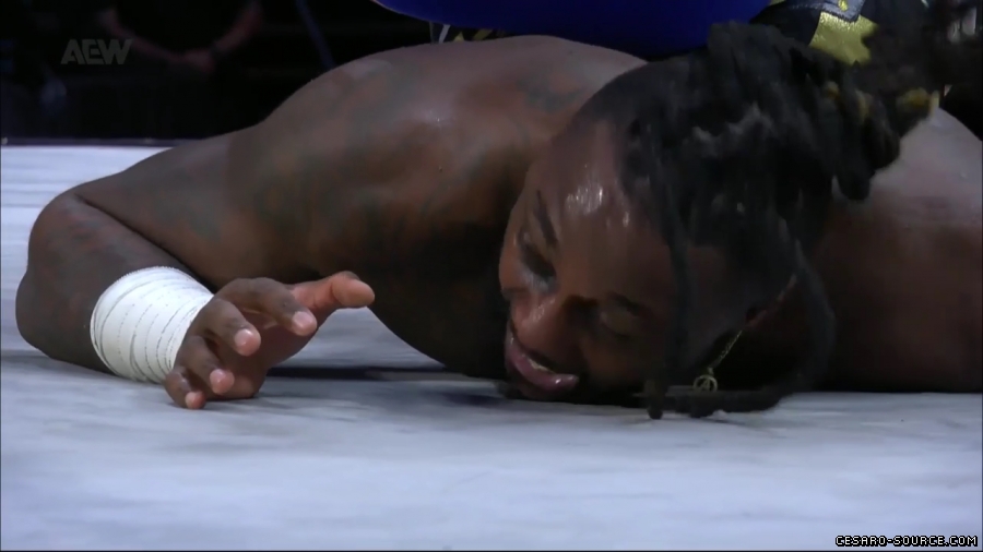 Claudio_Collision_mp43099.jpg