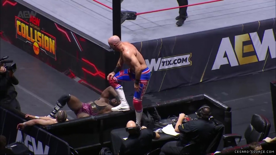 Collision_April_13th_mp41031.jpg