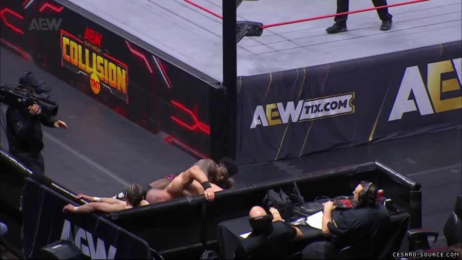 Collision_April_13th_mp41033.jpg