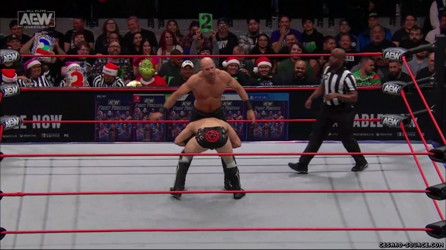 Collision_Dec_23rd_mp418073.jpg