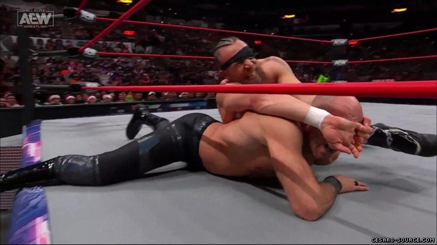 Collision_Dec_23rd_mp418129.jpg
