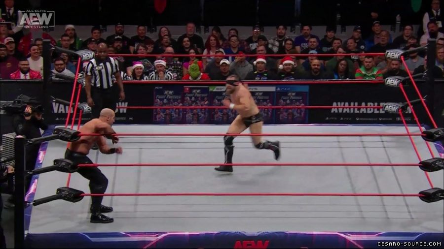 Collision_Dec_23rd_mp418266.jpg