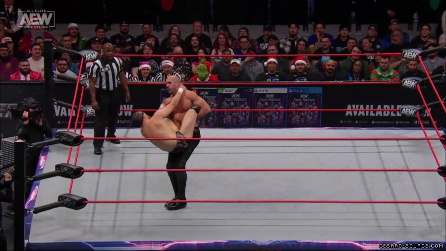 Collision_Dec_23rd_mp418272.jpg