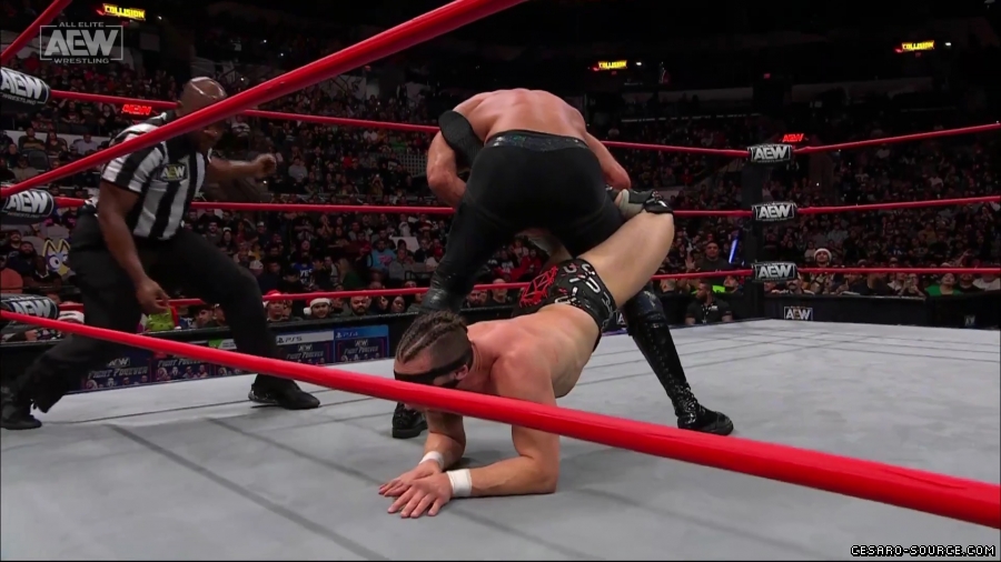 Collision_Dec_23rd_mp418892.jpg