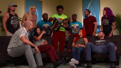 HUGGIN__UPPERCUTS_28Bayley_Cesaro29_vs__UP-UPBEATNIKS_28Becky_Sami29_--_Rocket_Leag_mp40432.jpg