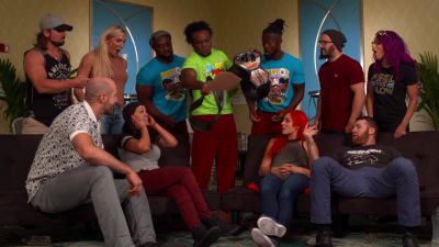 HUGGIN__UPPERCUTS_28Bayley_Cesaro29_vs__UP-UPBEATNIKS_28Becky_Sami29_--_Rocket_Leag_mp40434.jpg