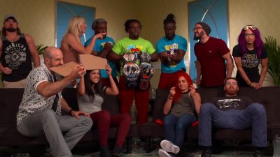 HUGGIN__UPPERCUTS_28Bayley_Cesaro29_vs__UP-UPBEATNIKS_28Becky_Sami29_--_Rocket_Leag_mp40480.jpg
