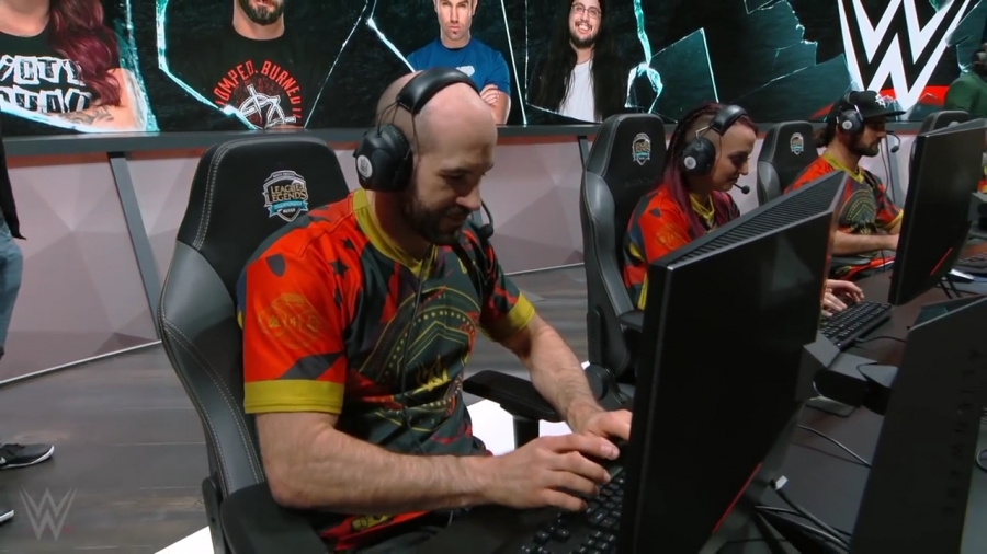 LEAGUE_OF_LEGENDS_-_Team_WWE_vs__Team_NXT_SHOWMATCH_mp40568.jpg