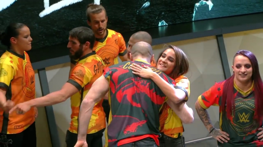 LEAGUE_OF_LEGENDS_-_Team_WWE_vs__Team_NXT_SHOWMATCH_mp40795.jpg