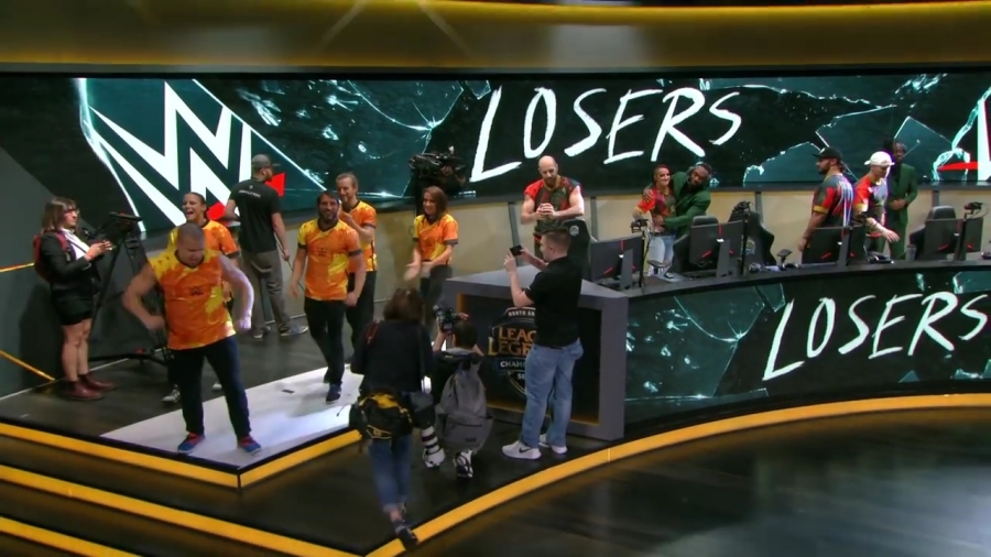 LEAGUE_OF_LEGENDS_-_Team_WWE_vs__Team_NXT_SHOWMATCH_mp40802.jpg