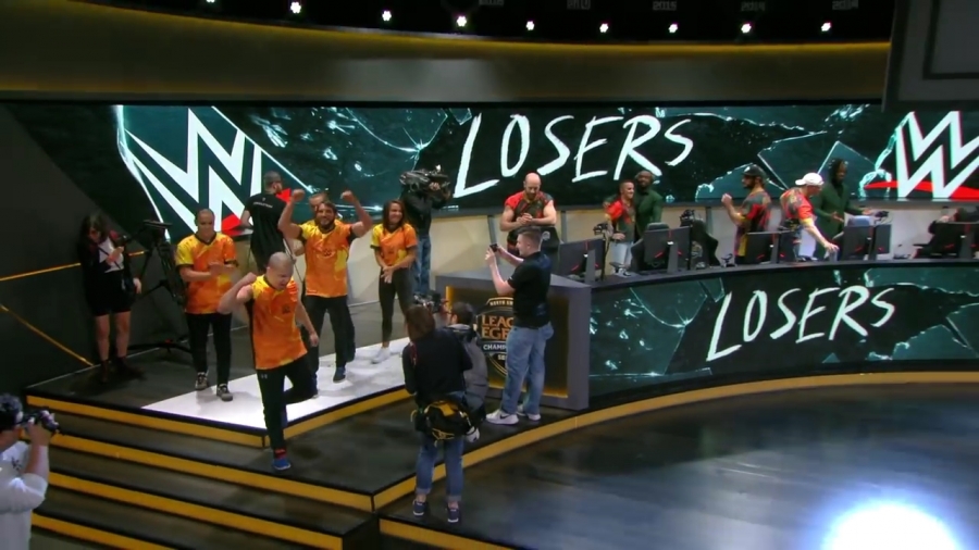 LEAGUE_OF_LEGENDS_-_Team_WWE_vs__Team_NXT_SHOWMATCH_mp40803.jpg