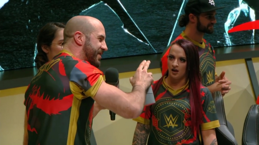 LEAGUE_OF_LEGENDS_-_Team_WWE_vs__Team_NXT_SHOWMATCH_mp41068.jpg