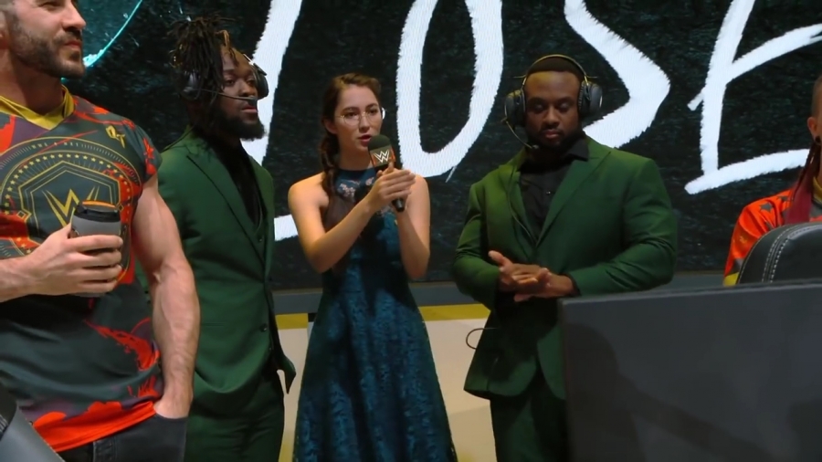 LEAGUE_OF_LEGENDS_-_Team_WWE_vs__Team_NXT_SHOWMATCH_mp41108.jpg