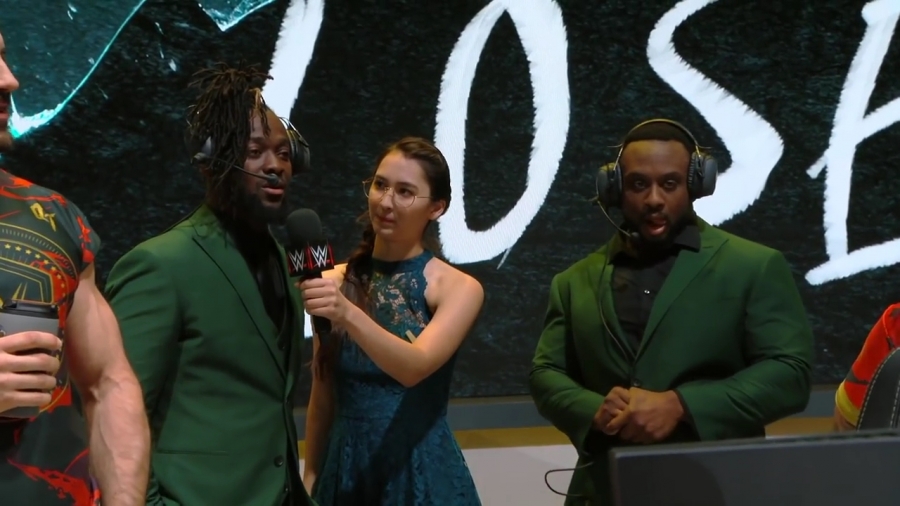 LEAGUE_OF_LEGENDS_-_Team_WWE_vs__Team_NXT_SHOWMATCH_mp41112.jpg