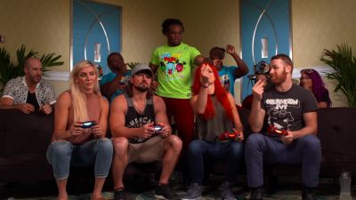 ROYAL_127S_28Charlotte_AJ29_vs__UP-UPBEATNIKS_28Becky_Sami29_--_Rocket_League_Tour_mp40031.jpg