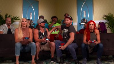 ROYAL_127S_28Charlotte_AJ29_vs__UP-UPBEATNIKS_28Becky_Sami29_--_Rocket_League_Tour_mp40201.jpg