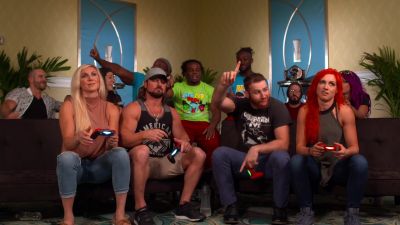 ROYAL_127S_28Charlotte_AJ29_vs__UP-UPBEATNIKS_28Becky_Sami29_--_Rocket_League_Tour_mp40401.jpg
