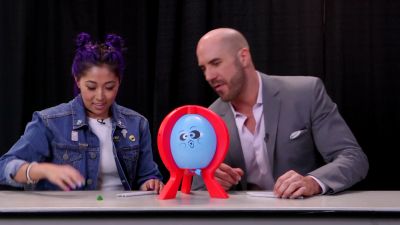 SMOSH_GAMES_x_UUDD-_MARI_vs__CESARO_--_Boom_Boom_Balloon21_--_Expansion_Pack_mp40053.jpg