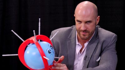 SMOSH_GAMES_x_UUDD-_MARI_vs__CESARO_--_Boom_Boom_Balloon21_--_Expansion_Pack_mp40207.jpg