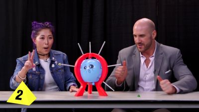 SMOSH_GAMES_x_UUDD-_MARI_vs__CESARO_--_Boom_Boom_Balloon21_--_Expansion_Pack_mp40243.jpg