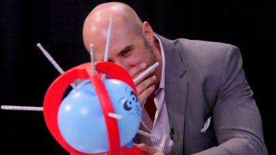 SMOSH_GAMES_x_UUDD-_MARI_vs__CESARO_--_Boom_Boom_Balloon21_--_Expansion_Pack_mp40260.jpg