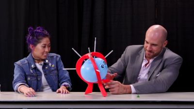 SMOSH_GAMES_x_UUDD-_MARI_vs__CESARO_--_Boom_Boom_Balloon21_--_Expansion_Pack_mp40265.jpg
