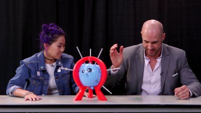 SMOSH_GAMES_x_UUDD-_MARI_vs__CESARO_--_Boom_Boom_Balloon21_--_Expansion_Pack_mp40370.jpg