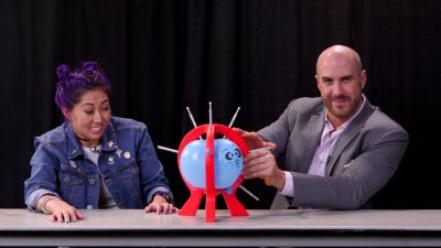 SMOSH_GAMES_x_UUDD-_MARI_vs__CESARO_--_Boom_Boom_Balloon21_--_Expansion_Pack_mp40389.jpg