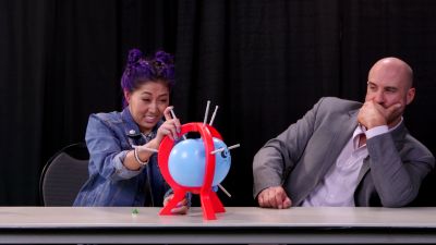 SMOSH_GAMES_x_UUDD-_MARI_vs__CESARO_--_Boom_Boom_Balloon21_--_Expansion_Pack_mp40420.jpg