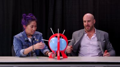 SMOSH_GAMES_x_UUDD-_MARI_vs__CESARO_--_Boom_Boom_Balloon21_--_Expansion_Pack_mp40435.jpg