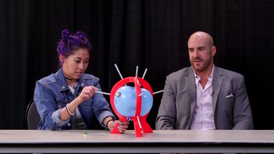 SMOSH_GAMES_x_UUDD-_MARI_vs__CESARO_--_Boom_Boom_Balloon21_--_Expansion_Pack_mp40437.jpg