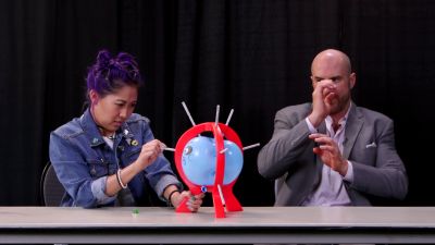 SMOSH_GAMES_x_UUDD-_MARI_vs__CESARO_--_Boom_Boom_Balloon21_--_Expansion_Pack_mp40441.jpg
