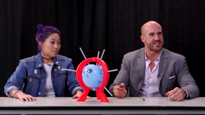 SMOSH_GAMES_x_UUDD-_MARI_vs__CESARO_--_Boom_Boom_Balloon21_--_Expansion_Pack_mp40448.jpg