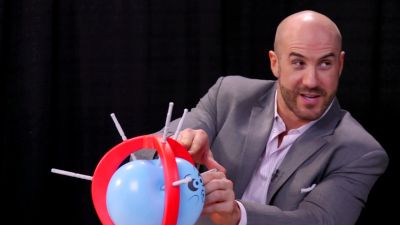 SMOSH_GAMES_x_UUDD-_MARI_vs__CESARO_--_Boom_Boom_Balloon21_--_Expansion_Pack_mp40467.jpg