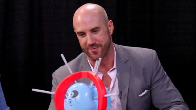 SMOSH_GAMES_x_UUDD-_MARI_vs__CESARO_--_Boom_Boom_Balloon21_--_Expansion_Pack_mp40483.jpg