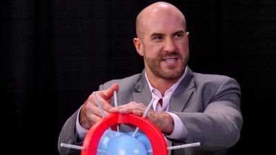 SMOSH_GAMES_x_UUDD-_MARI_vs__CESARO_--_Boom_Boom_Balloon21_--_Expansion_Pack_mp40495.jpg