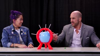 SMOSH_GAMES_x_UUDD-_MARI_vs__CESARO_--_Boom_Boom_Balloon21_--_Expansion_Pack_mp40530.jpg