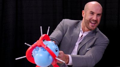 SMOSH_GAMES_x_UUDD-_MARI_vs__CESARO_--_Boom_Boom_Balloon21_--_Expansion_Pack_mp40555.jpg