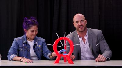 SMOSH_GAMES_x_UUDD-_MARI_vs__CESARO_--_Boom_Boom_Balloon21_--_Expansion_Pack_mp40576.jpg