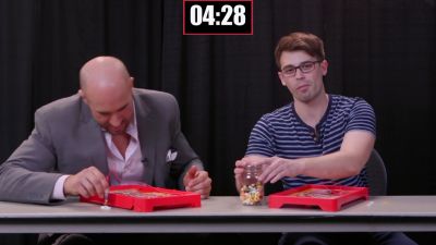 SMOSH_GAMES_x_UUDD-_WWE_Superstars_vs__SMOSH_Games_in_OPERATION_BEANBOOZLED212121_mp40104.jpg