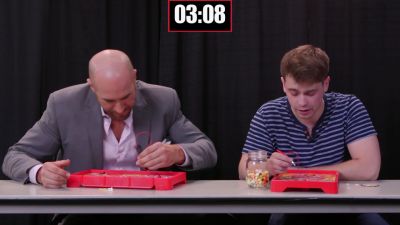 SMOSH_GAMES_x_UUDD-_WWE_Superstars_vs__SMOSH_Games_in_OPERATION_BEANBOOZLED212121_mp40180.jpg